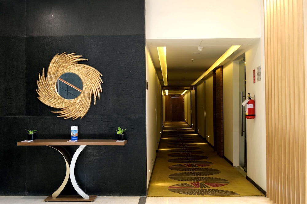 Sarovar Portico Outer Ring Road Bengaluru 36/61