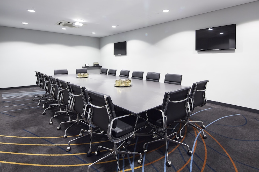 Rydges Sydney Airport Hotel 53/62