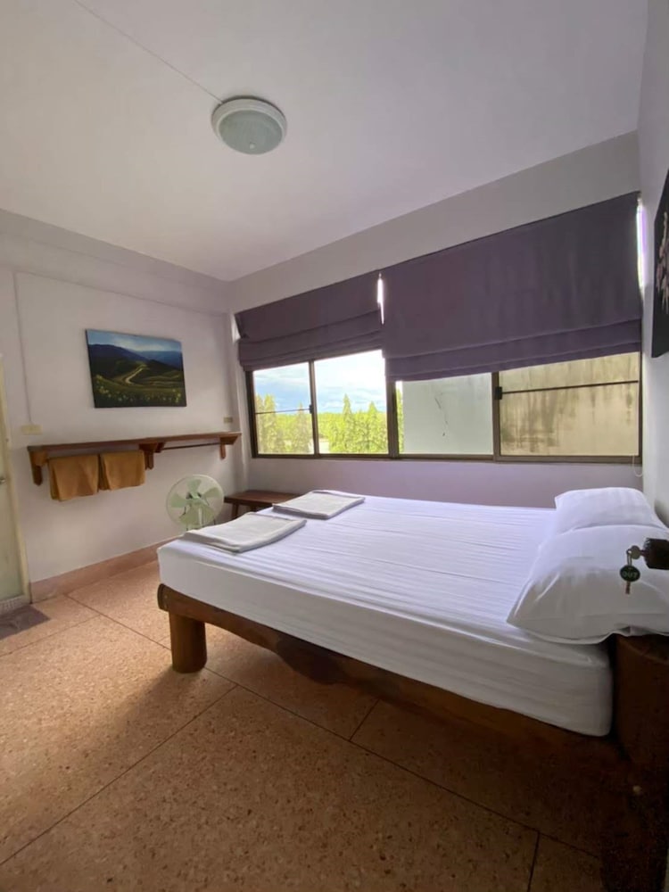 ECONOMY, DOUBLE BED