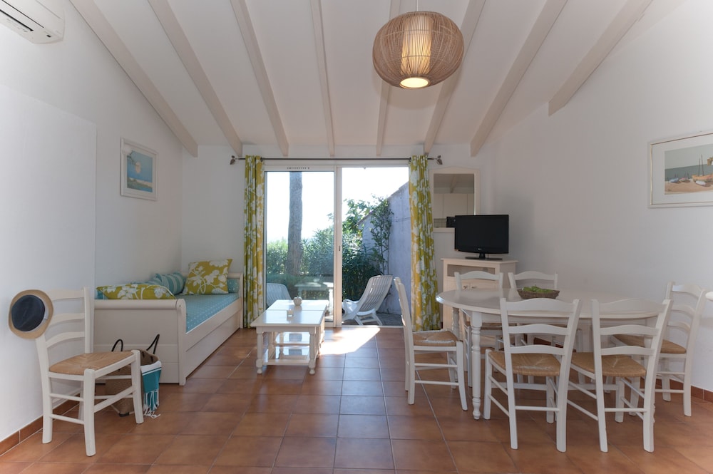 Residence Marina Di Santa Giulia 68/83