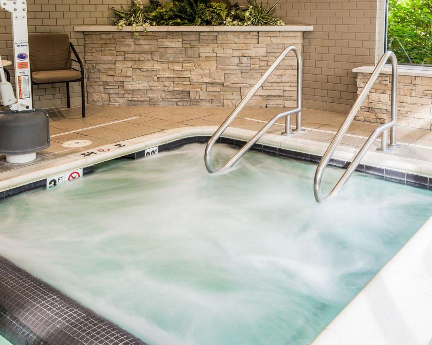 Cambria Hotel Traverse City 15/46