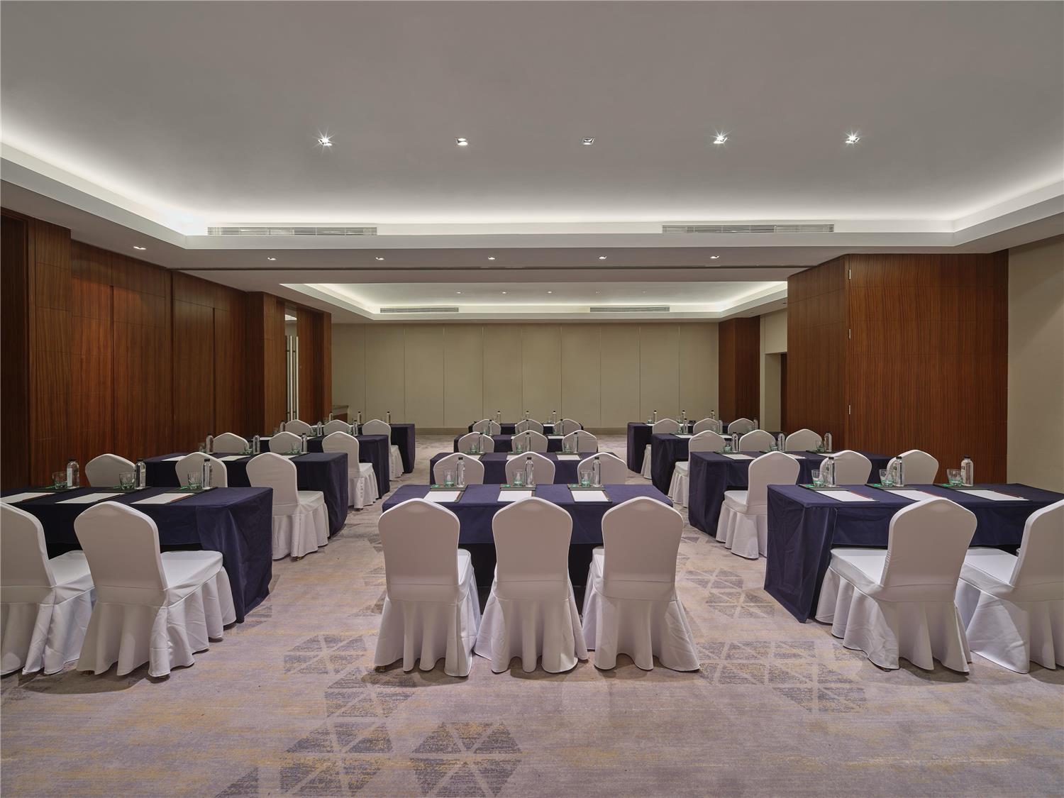 Hilton Harbin Exhibition Center 25/30