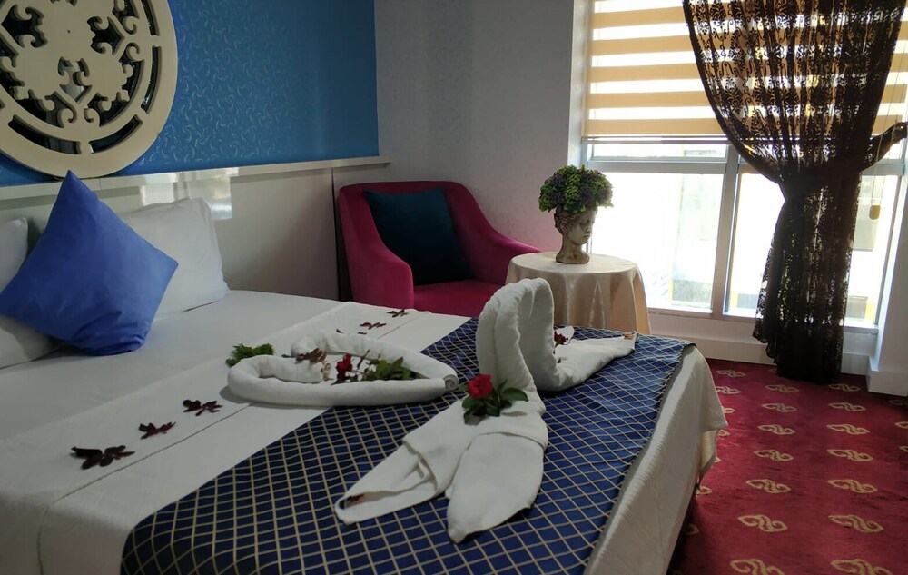 Kar Hotel 39/50