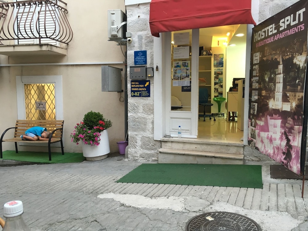 Hostel Split 10/50