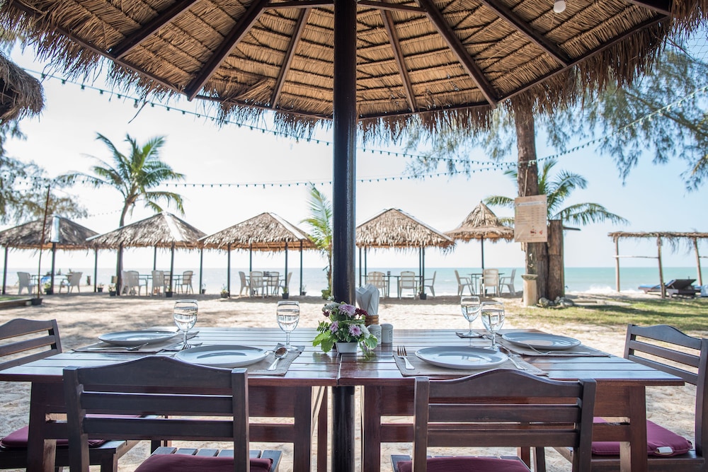 ThaiLife Wellness & Meditation Resort 62/80