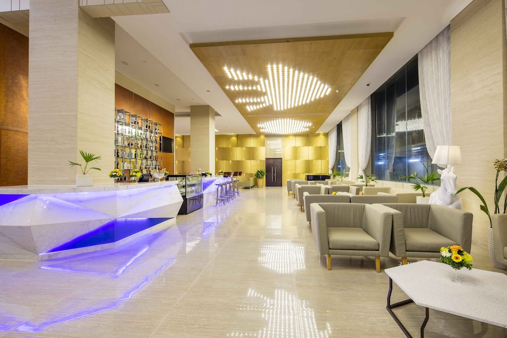 DIAMOND BAY HOTEL 9/48