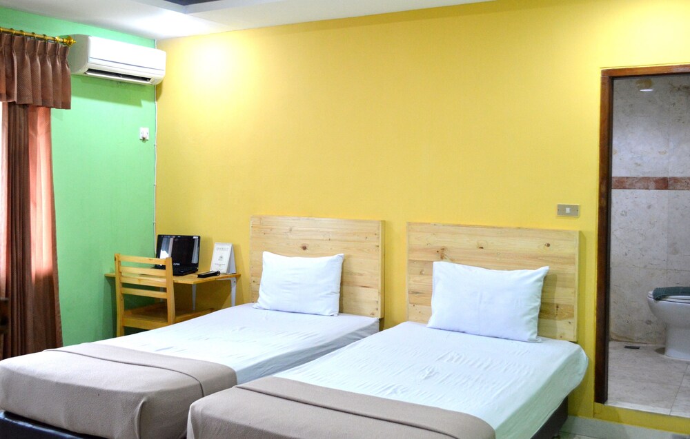 Jambrut Inn Hotel 12/50