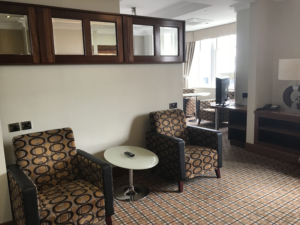 Pier Hotel 49/50