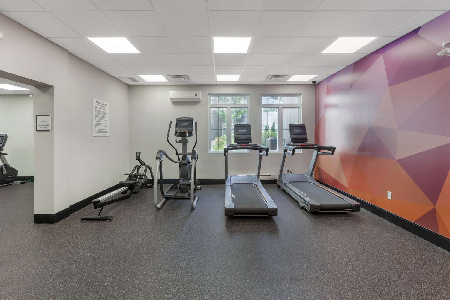 Executive Residency By Best Western Toronto Mississauga 17/35