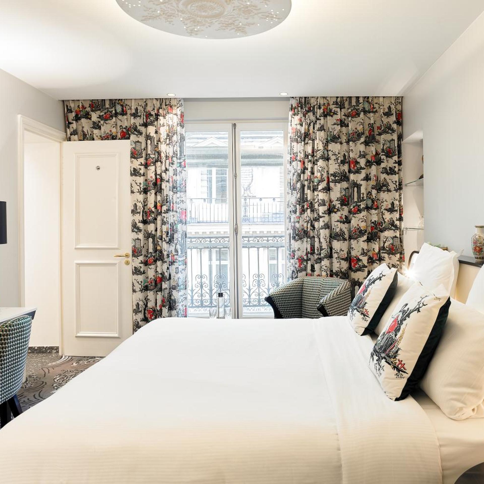 Afterworks, Superior, King Bed