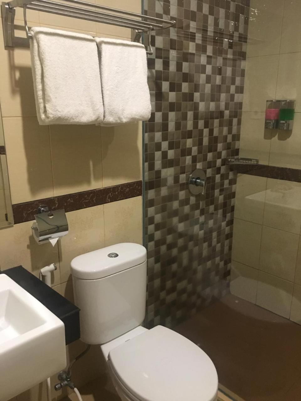 Kalton Hotel Labuan Bajo 47/55
