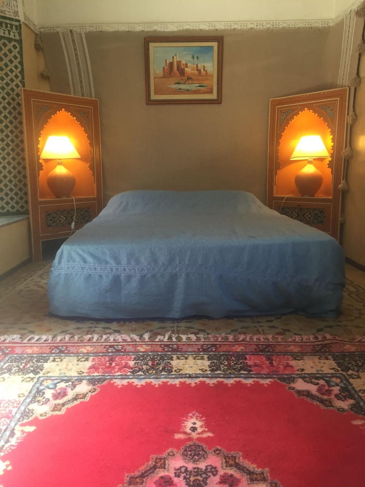 RIAD A LA BELLE ETOILE 33/83