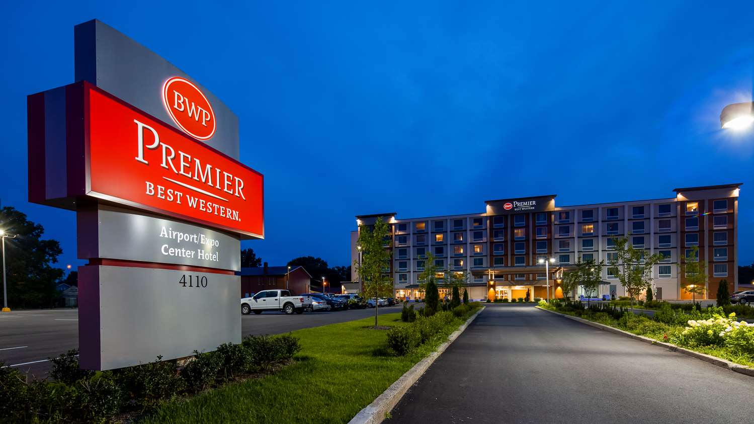 Best Western Premier Airport/Expo Center Hotel 1/23