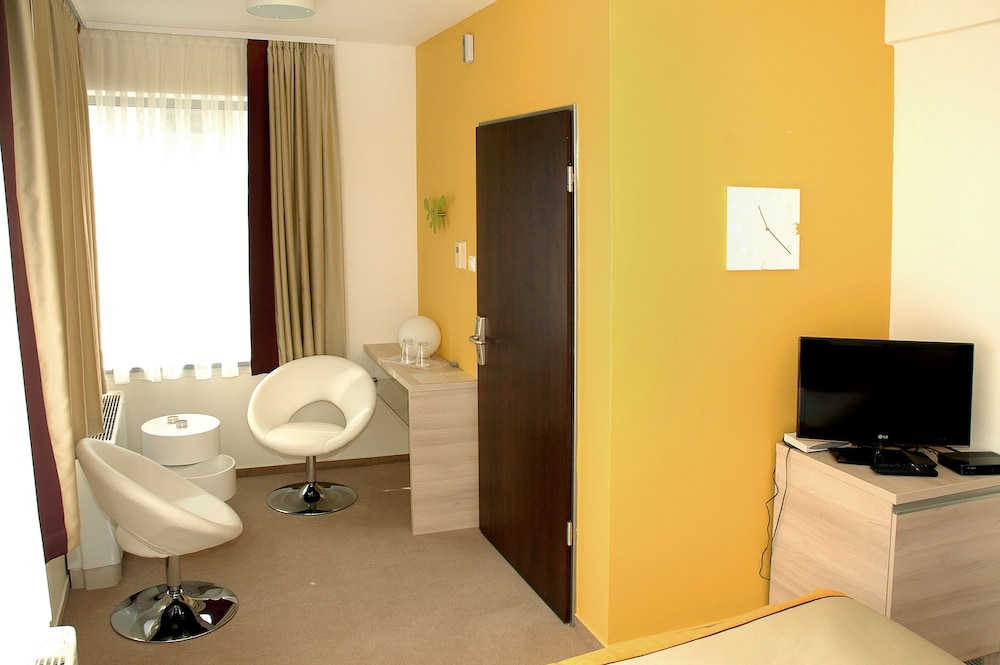 Bliss Hotel And Wellness 15/68