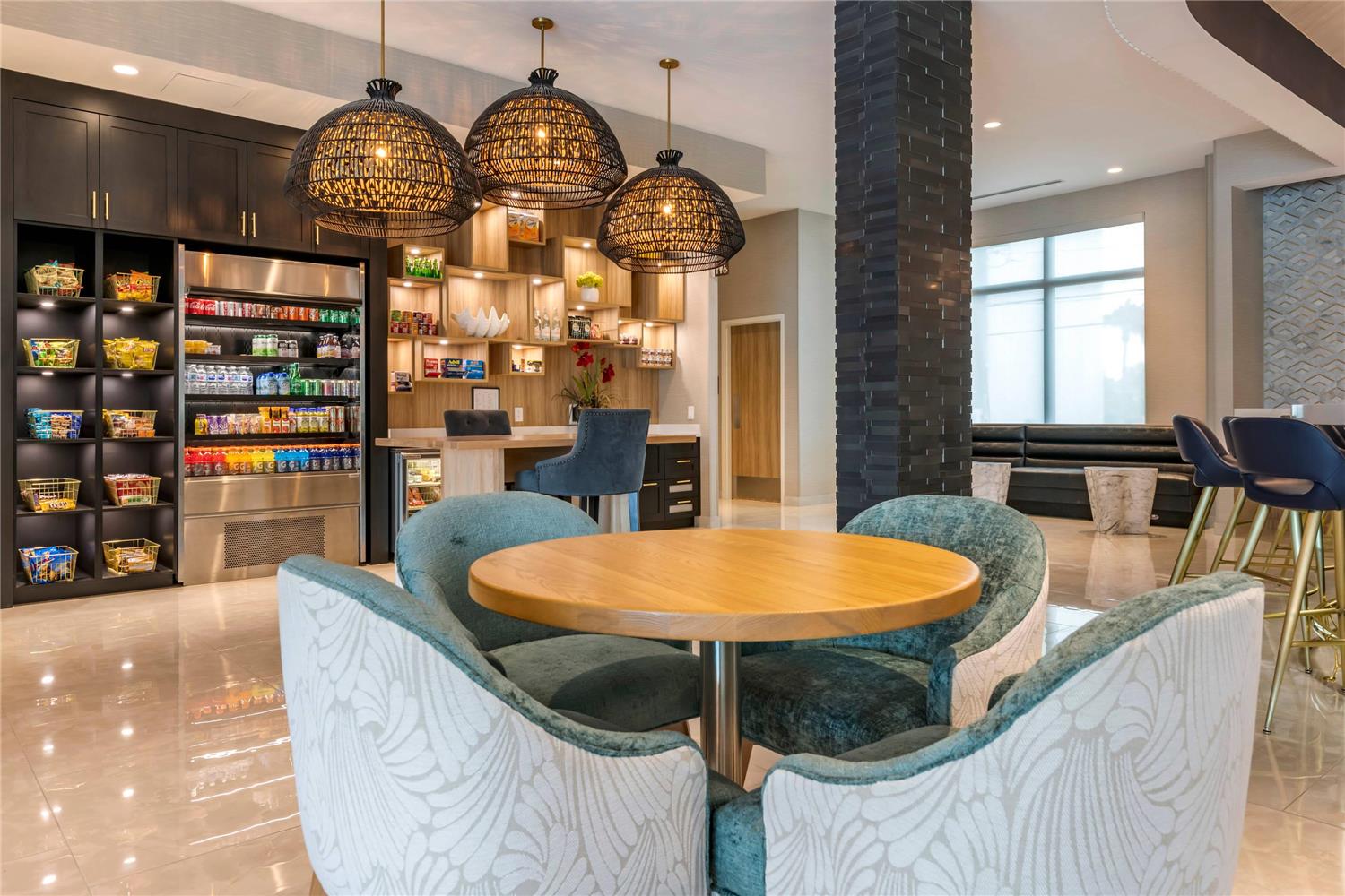Cambria Hotel Fort Lauderdale Beach 28/41