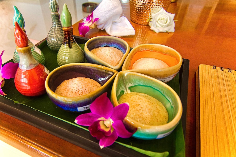 Tour De Phuket Hotel 34/71