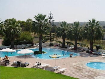 Sabina Hotel 48/53