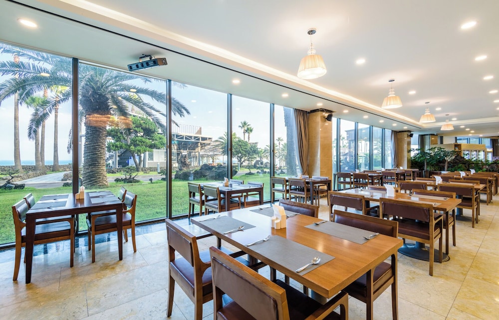 UNI HOTEL JEJU 48/69