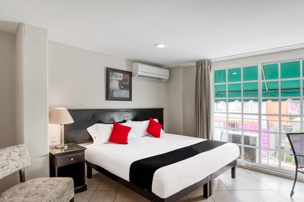 Boca Inn Hotel &amp; Suites 27/66