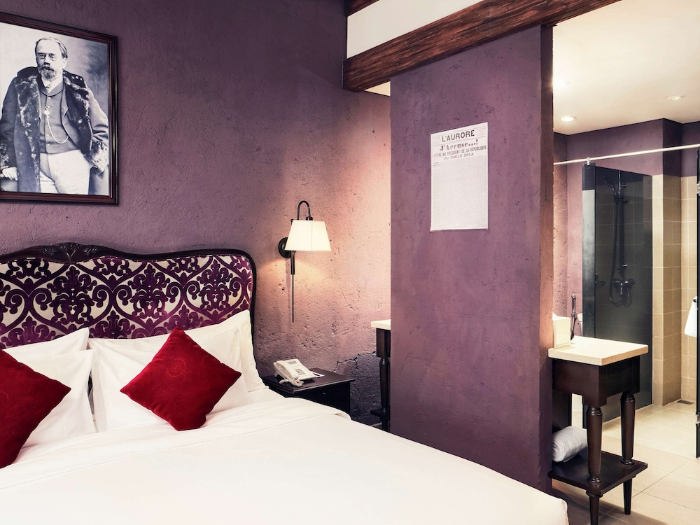 Mercure Danang French Village Bana Hills 24/73