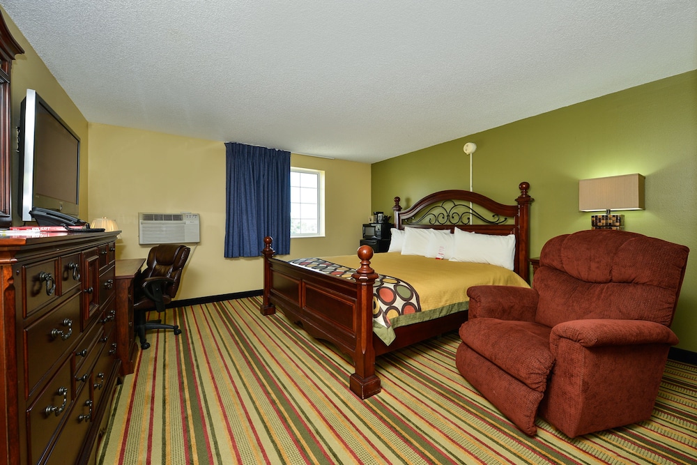 Super 8 by Wyndham Minot Airport 16/21