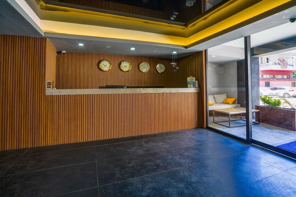 Lupo Libero Hotel 8/50