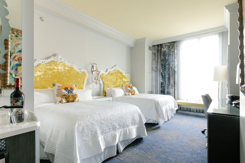 Grand Bohemian Hotel Charleston Autograph Collection 17/56