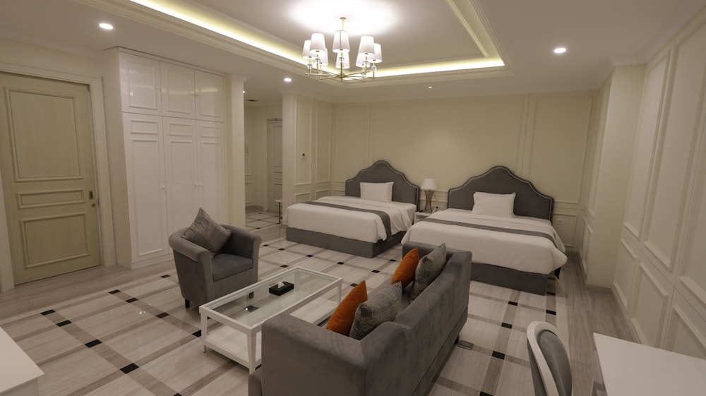 Grand Senyum Hotel 18/33