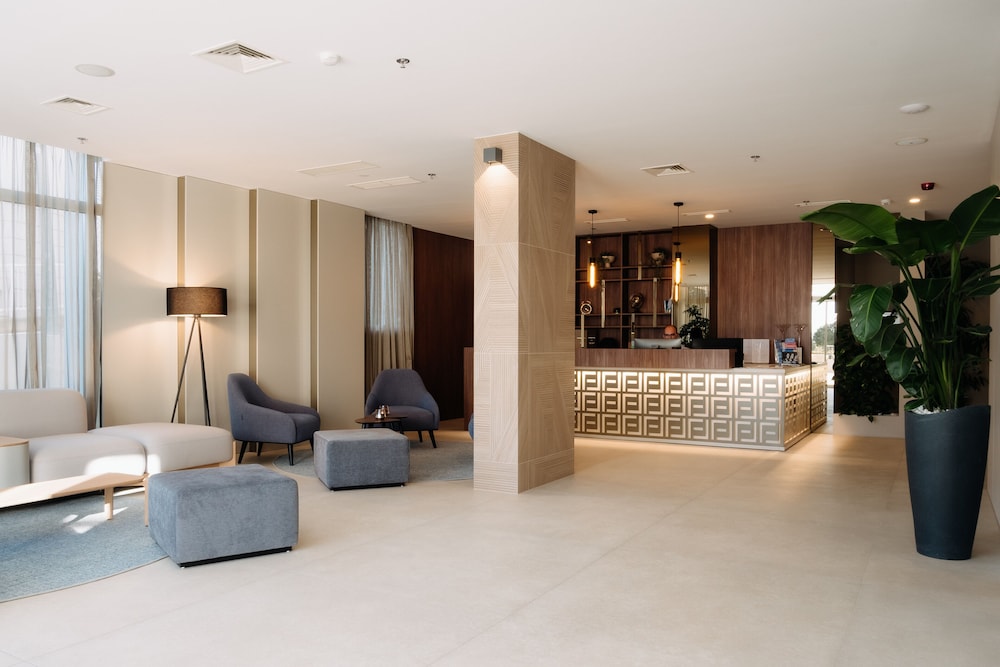 Hotel Fanat 10/76