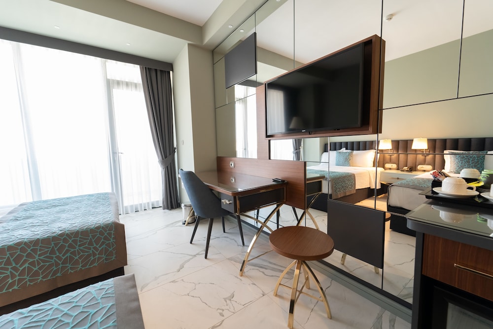 Capella Otel 31/42