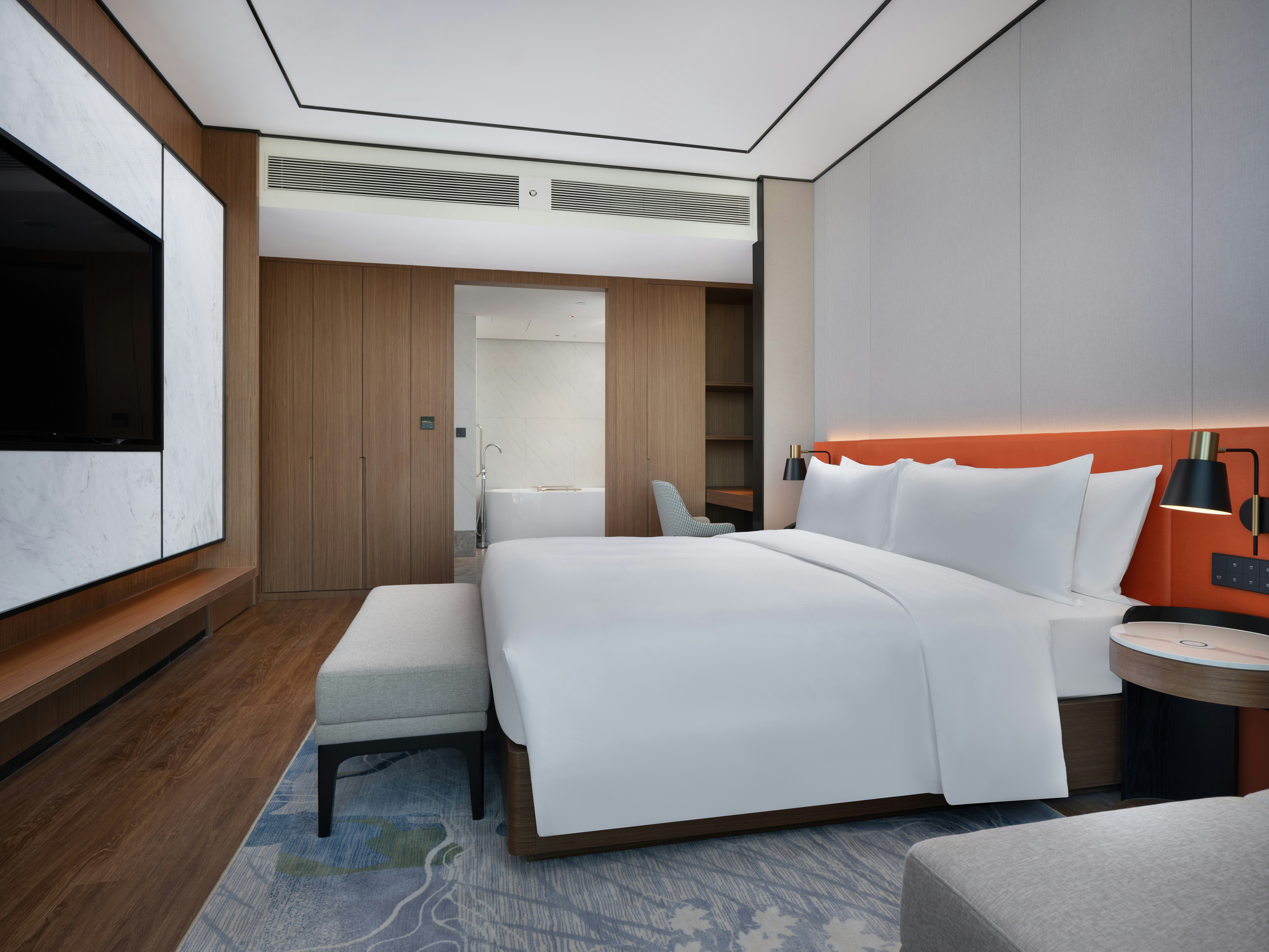 1 Bedroom, Suite, King Bed, River View