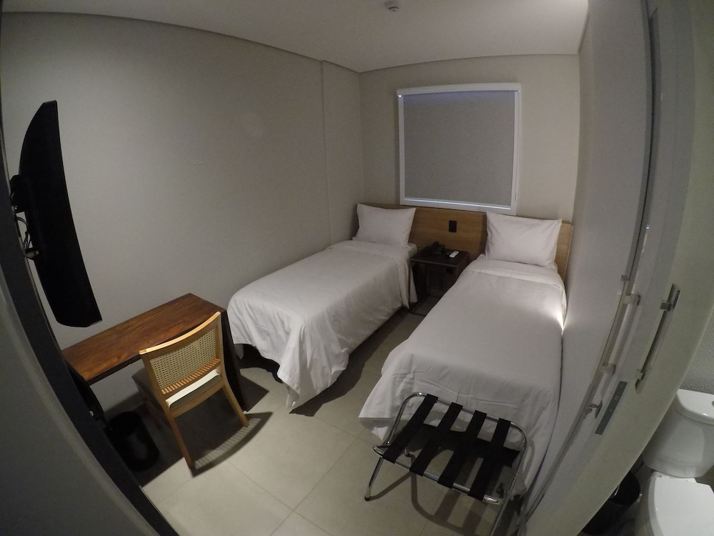 LA Hotel Votuporanga 11/28