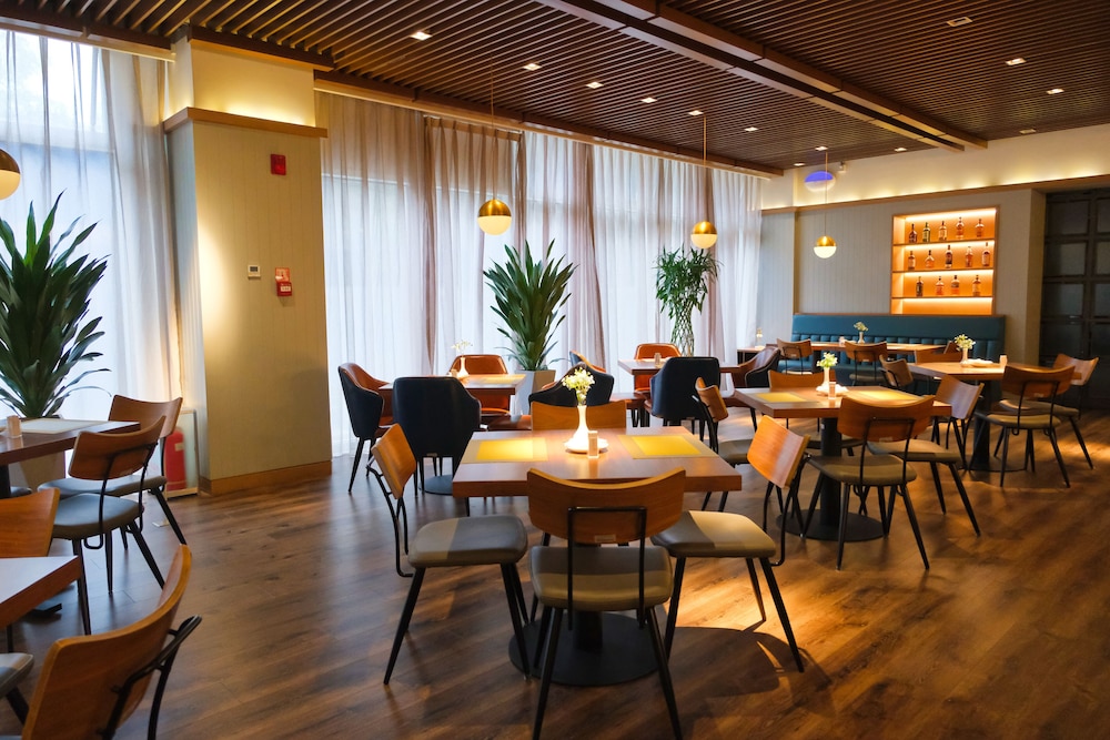 LiveFortuna Hotel 49/57