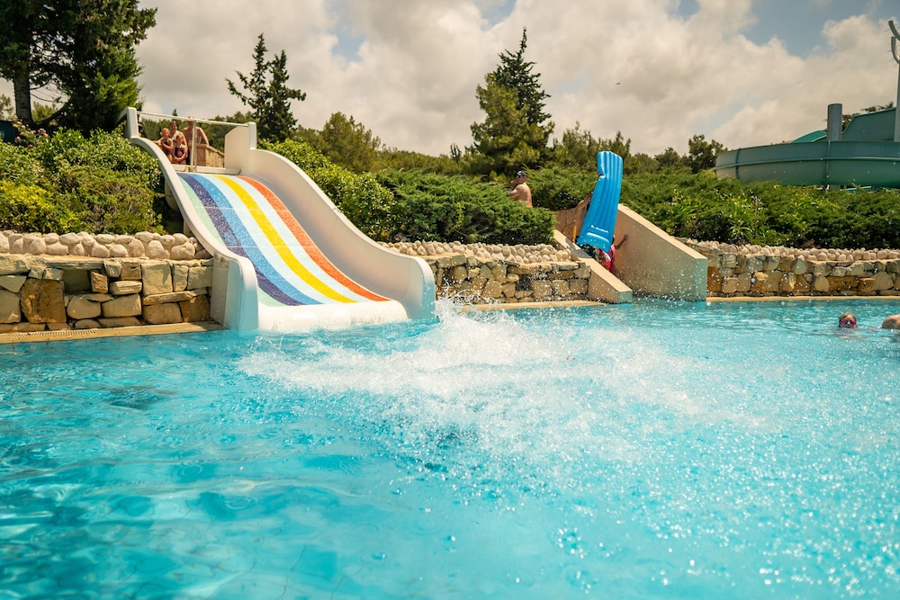 Pegasos Resort 59/74