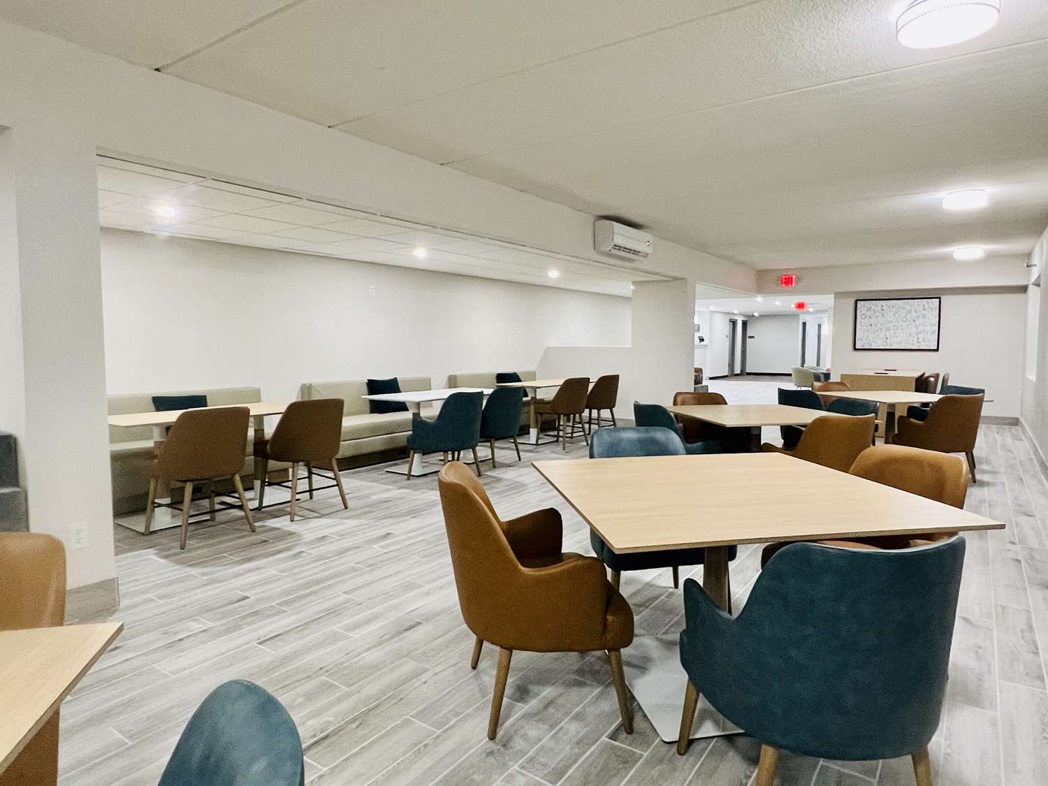 Comfort Inn and Suites Beaver Dam 9/12