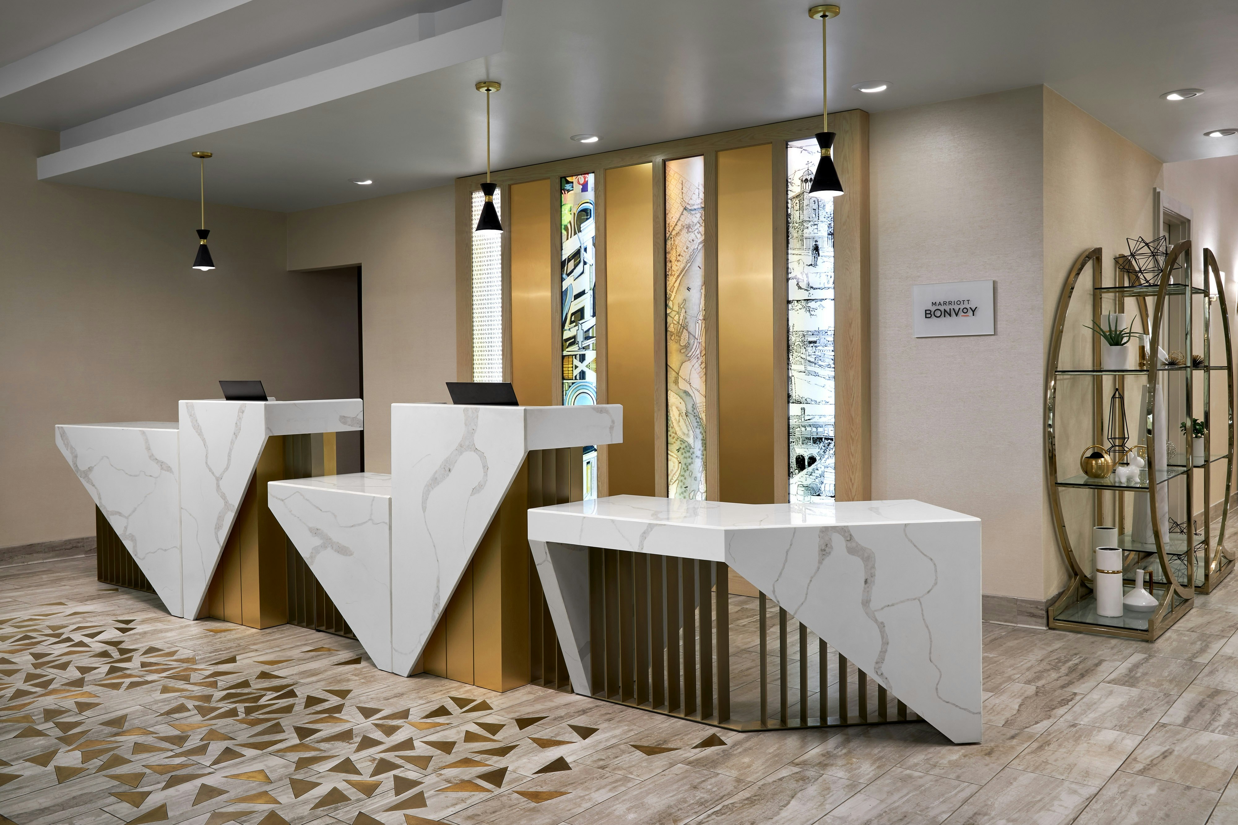 Lobby at Sheraton Richmond Airport Hotel, SANDSTON - VA