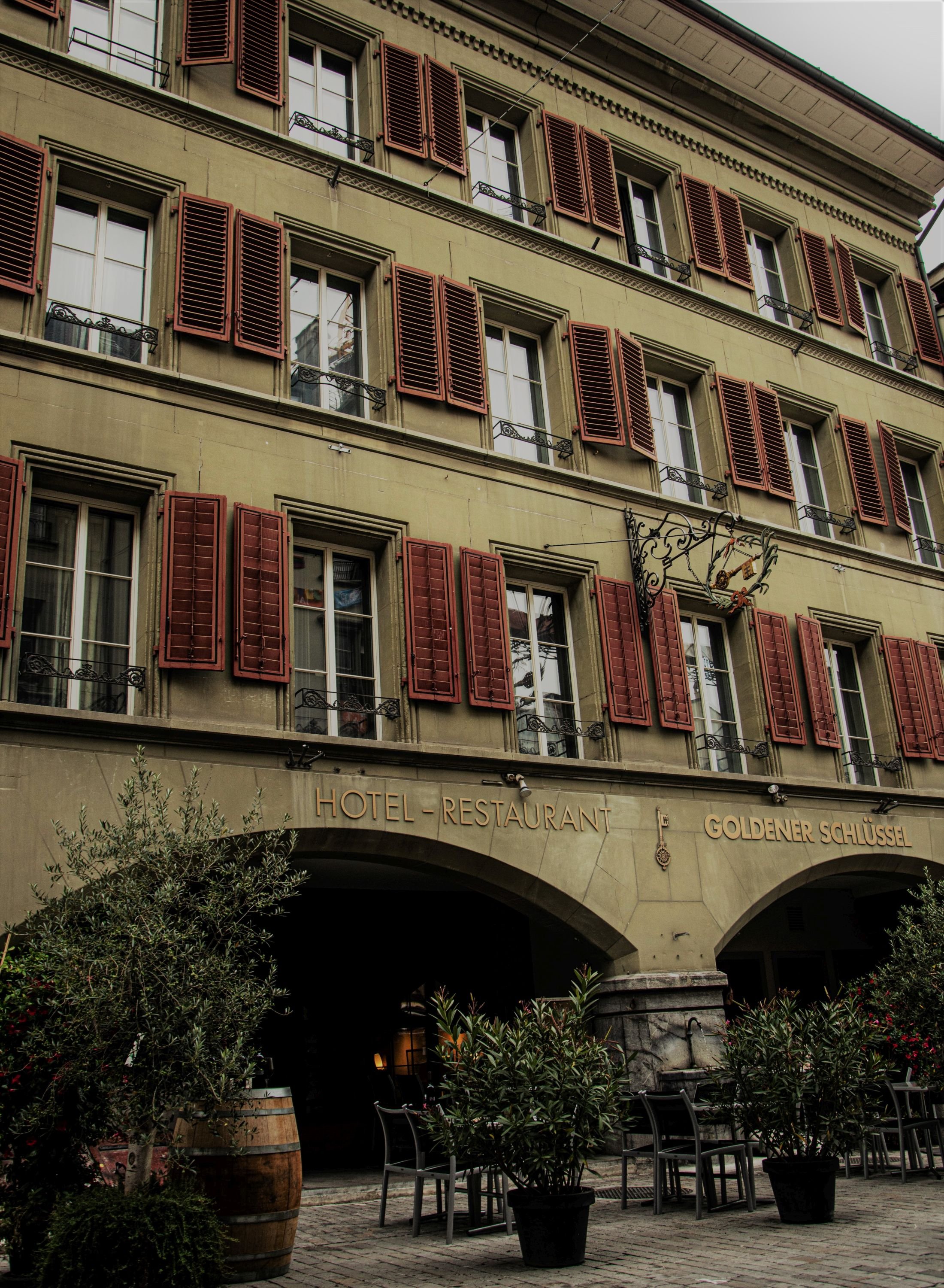 Hotel Restaurant Goldener Schlussel Bern 2/71