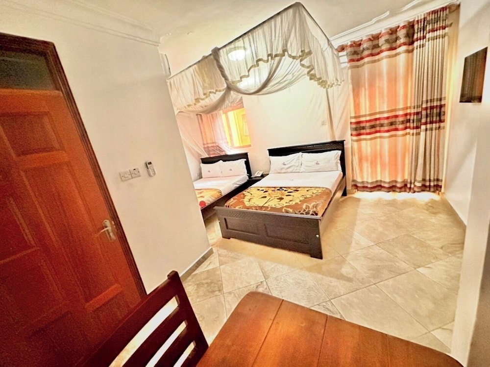 Sienna Beach Hotel Entebbe 39/50