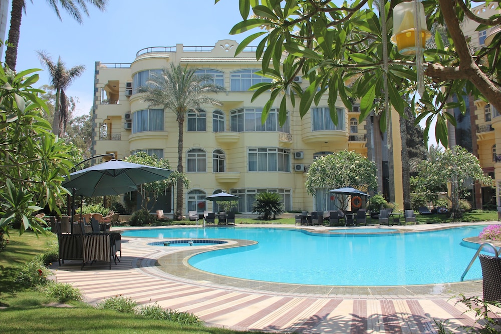 Soluxe Cairo Hotel 46/50