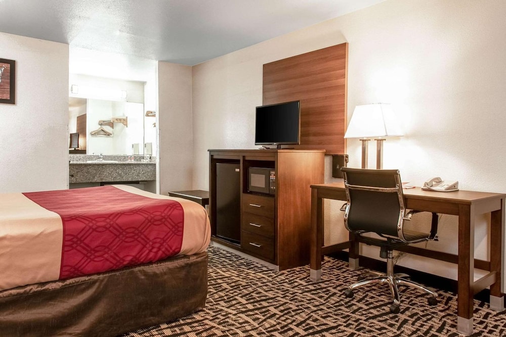 Executive Inn Westley Ca 34/37
