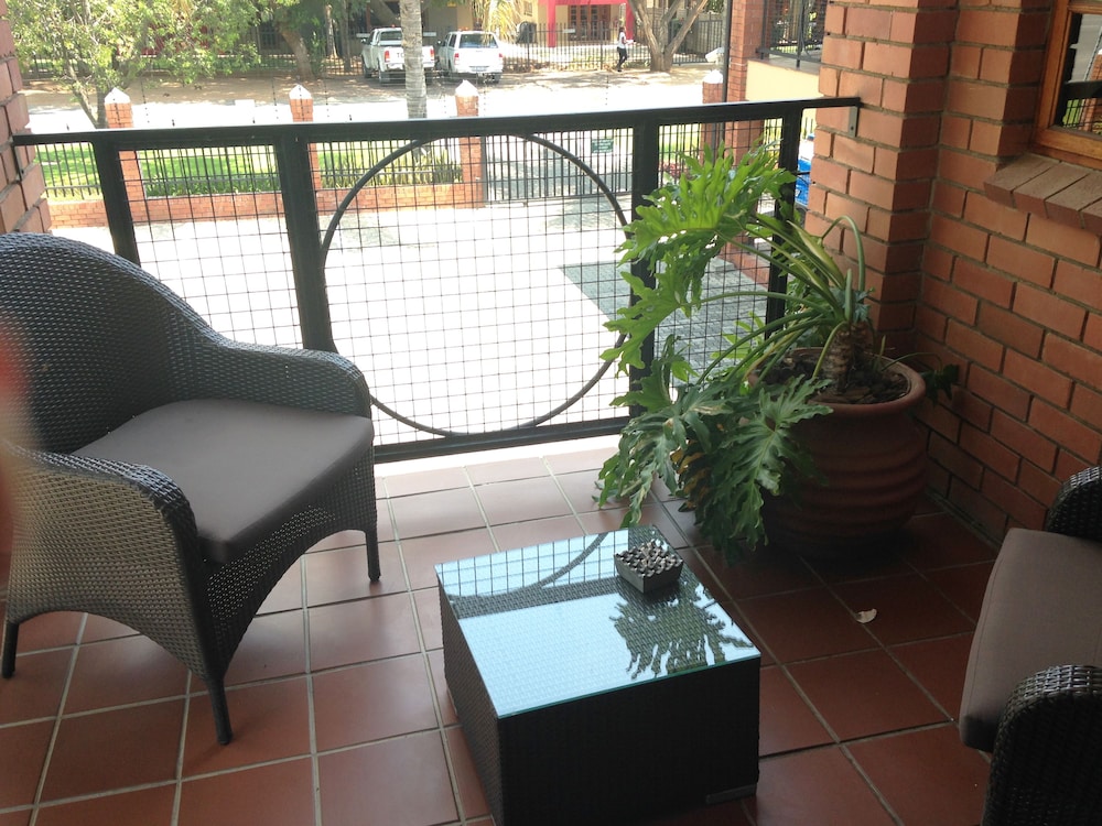 Cycad Guest House 48/50