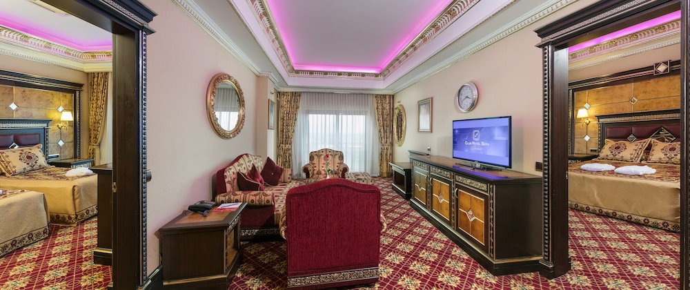 Club Hotel Sera 42/71