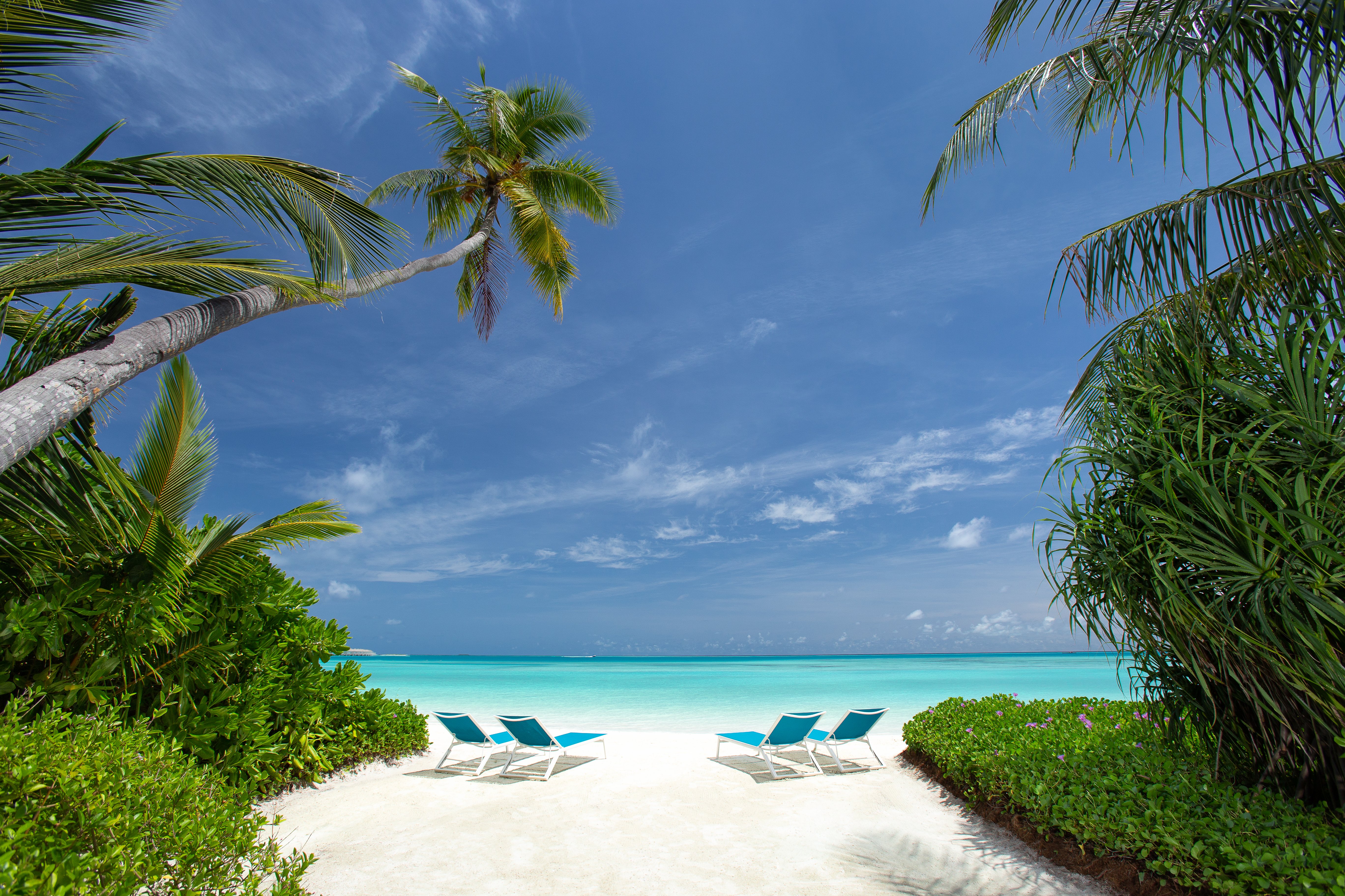 Kandima Maldives 125/129