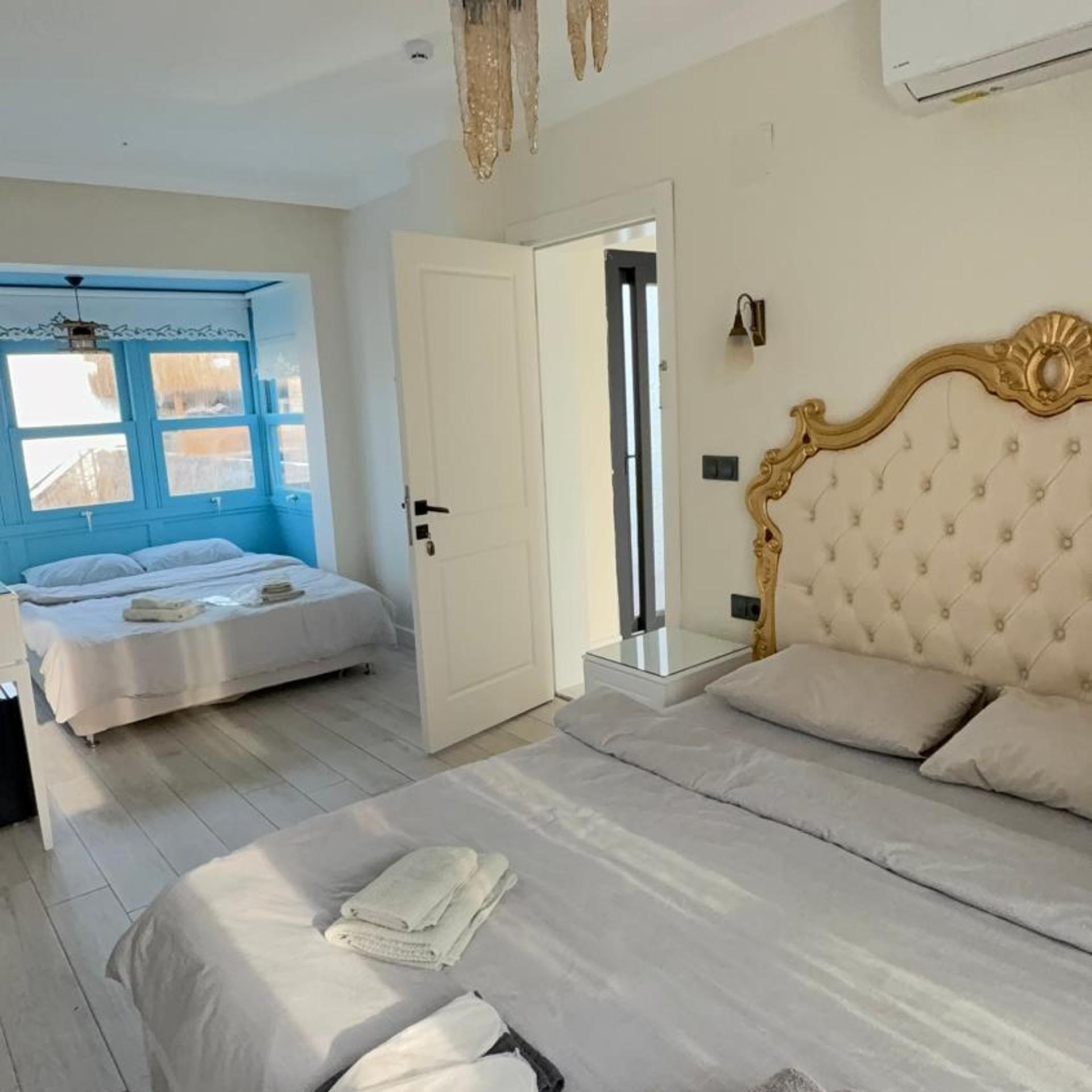 Paradise Hotel Alacati 8/23