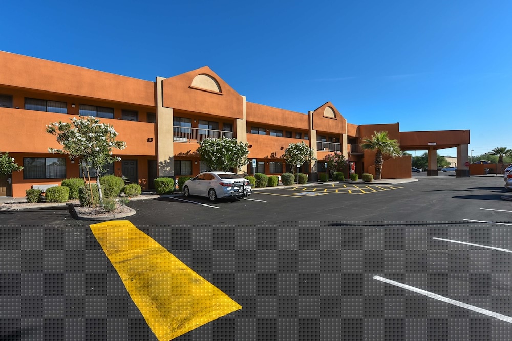 Best Western Inn Of Chandler 12/37