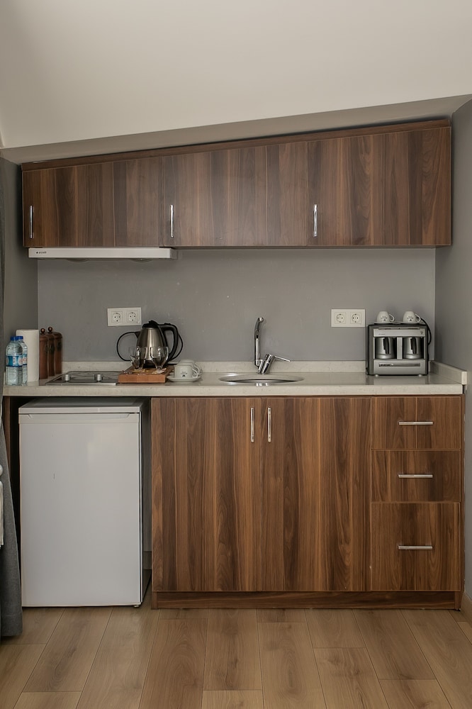 Beyzas Suites 12/71