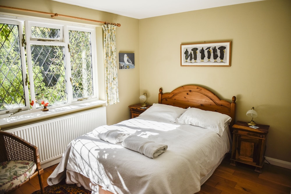 24 Ward Avenue 9/47
