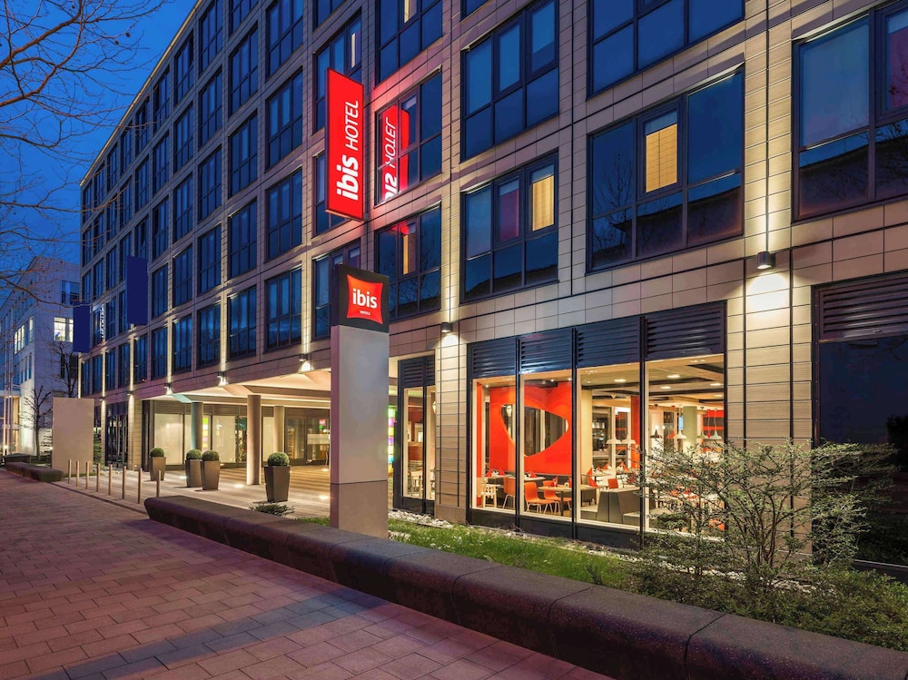 Ibis Muenchen Parkstadt Schwabing 7/70