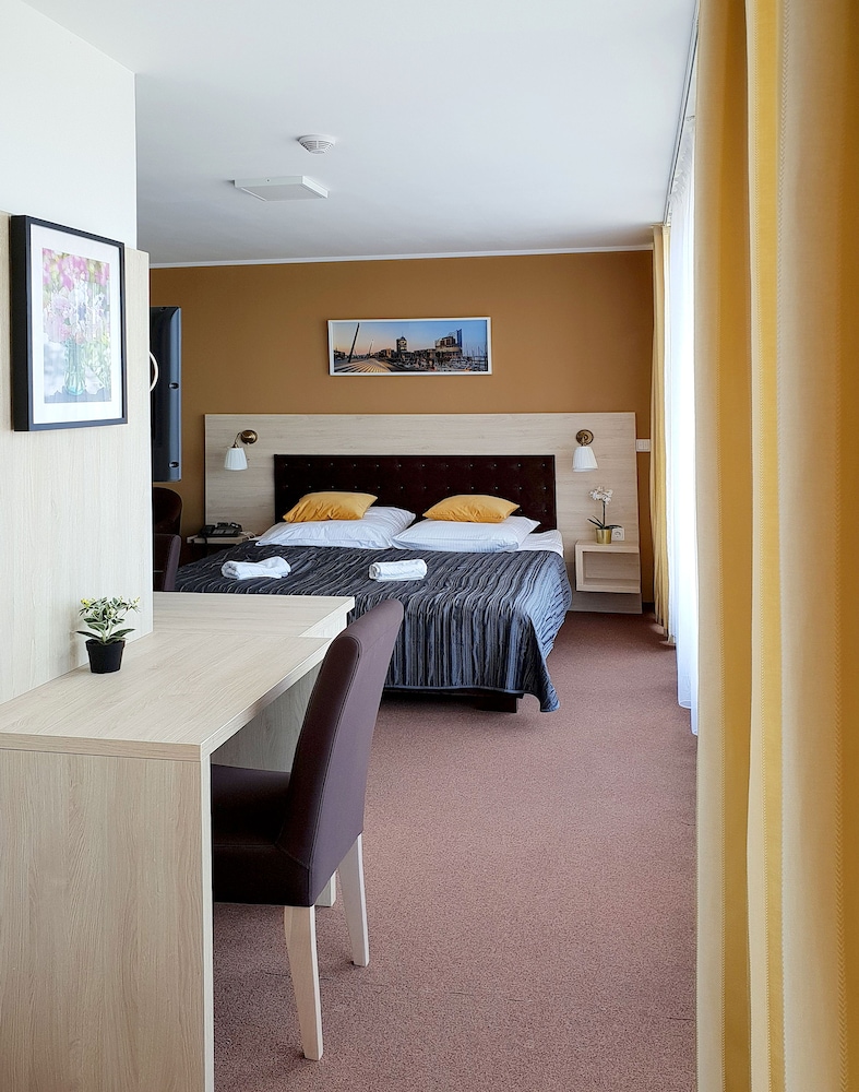 Hotel Denbu 59/67