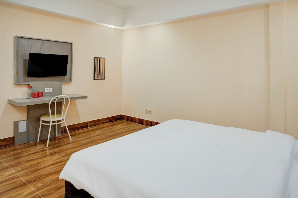 Hotel O Makassar Near Bandara Sultan Hasanuddin Formerly 88 Inn Maros 16/25